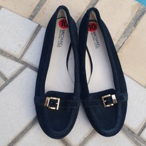 🌴Michael Kors black flats, size 10